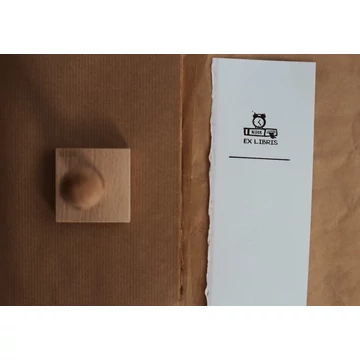 NIOK-os ex libris pecsét – Hemingway